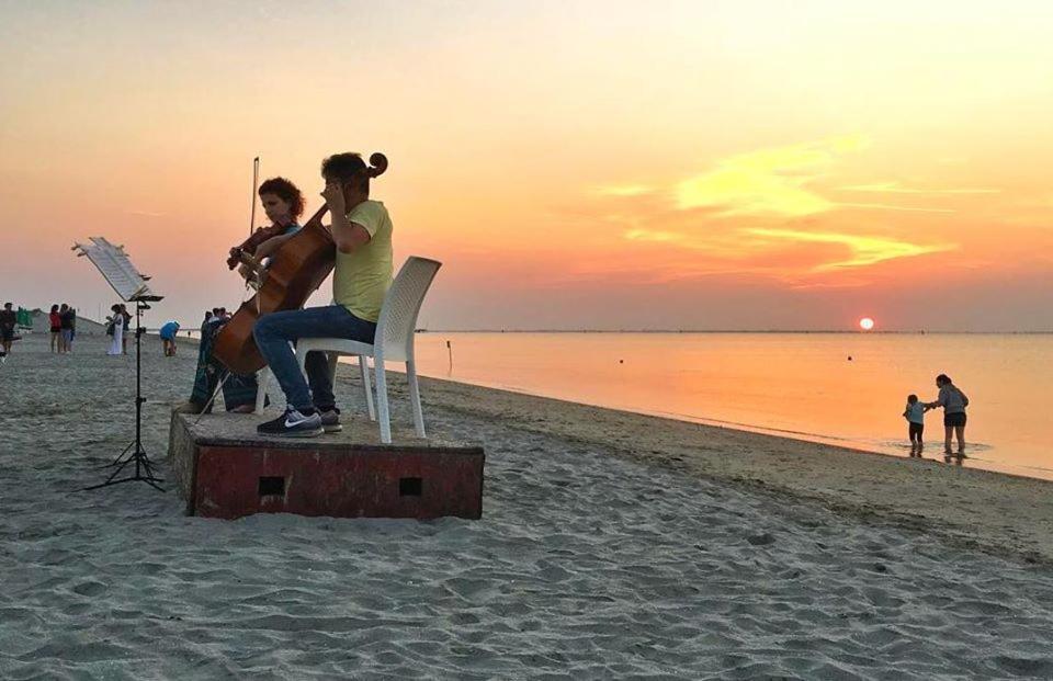 Marina Beach Bianca Villa Llido Degli Estensi Eksteriør bilde