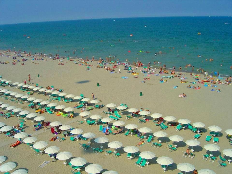 Marina Beach Bianca Villa Llido Degli Estensi Eksteriør bilde